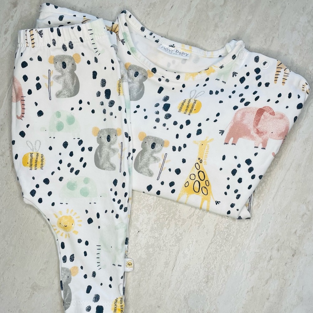 2 piece set, 0-3 M